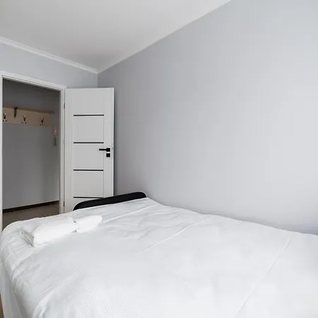 Osiedle Piastowskie Standard By Bookinghost *