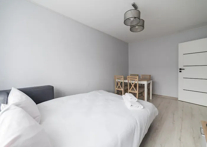 Osiedle Piastowskie Standard By Bookinghost Apartmán *