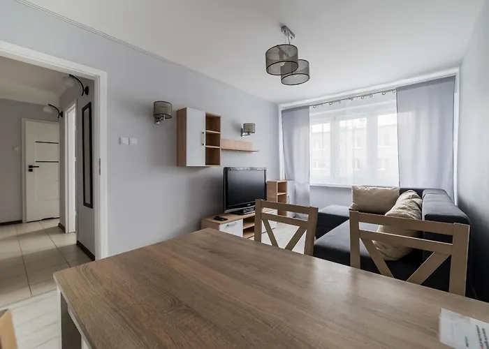 Osiedle Piastowskie Standard By Bookinghost Poznaň